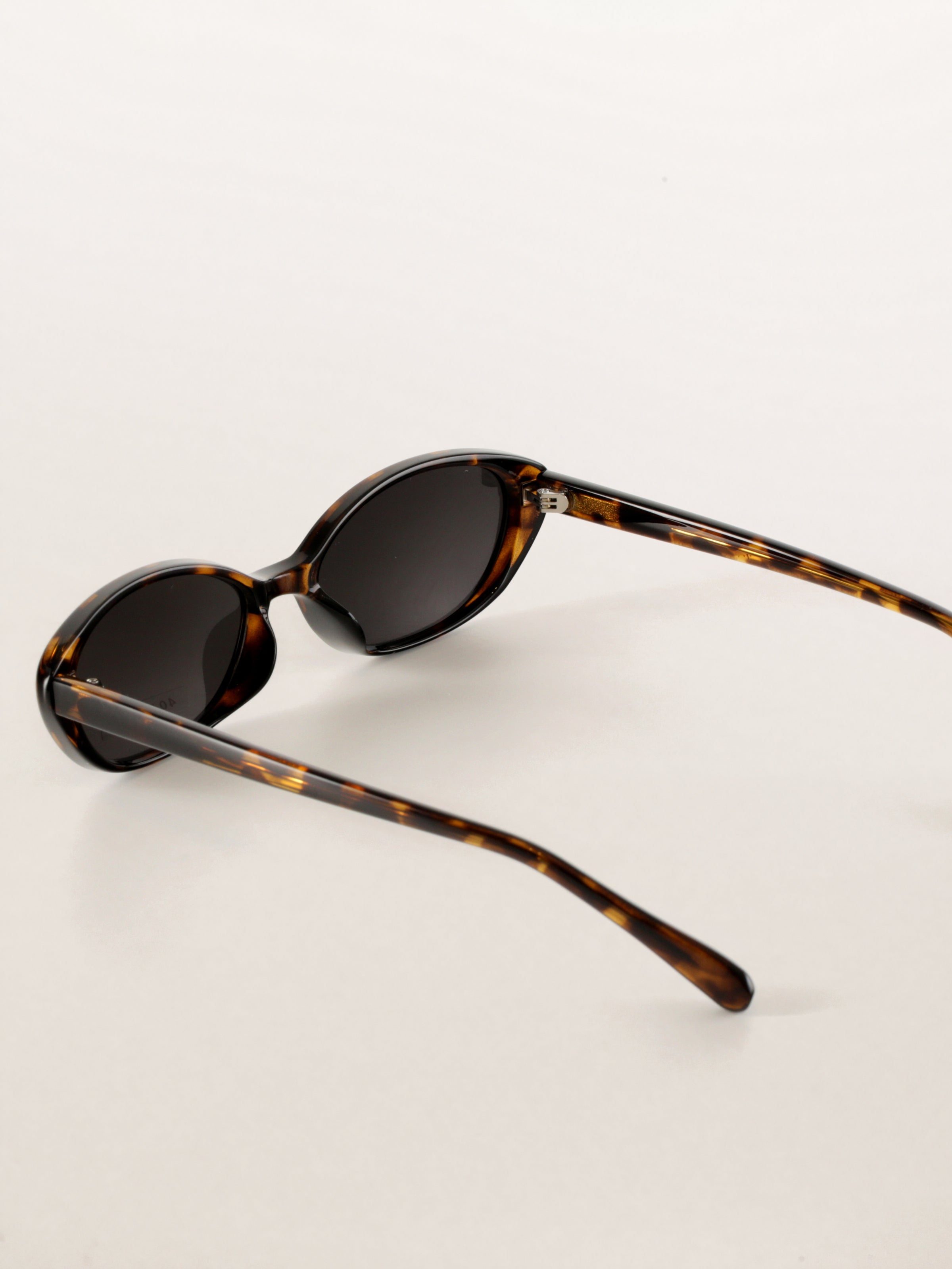 Slim Bayonetta Cat-Eye Polarized Sunglasses