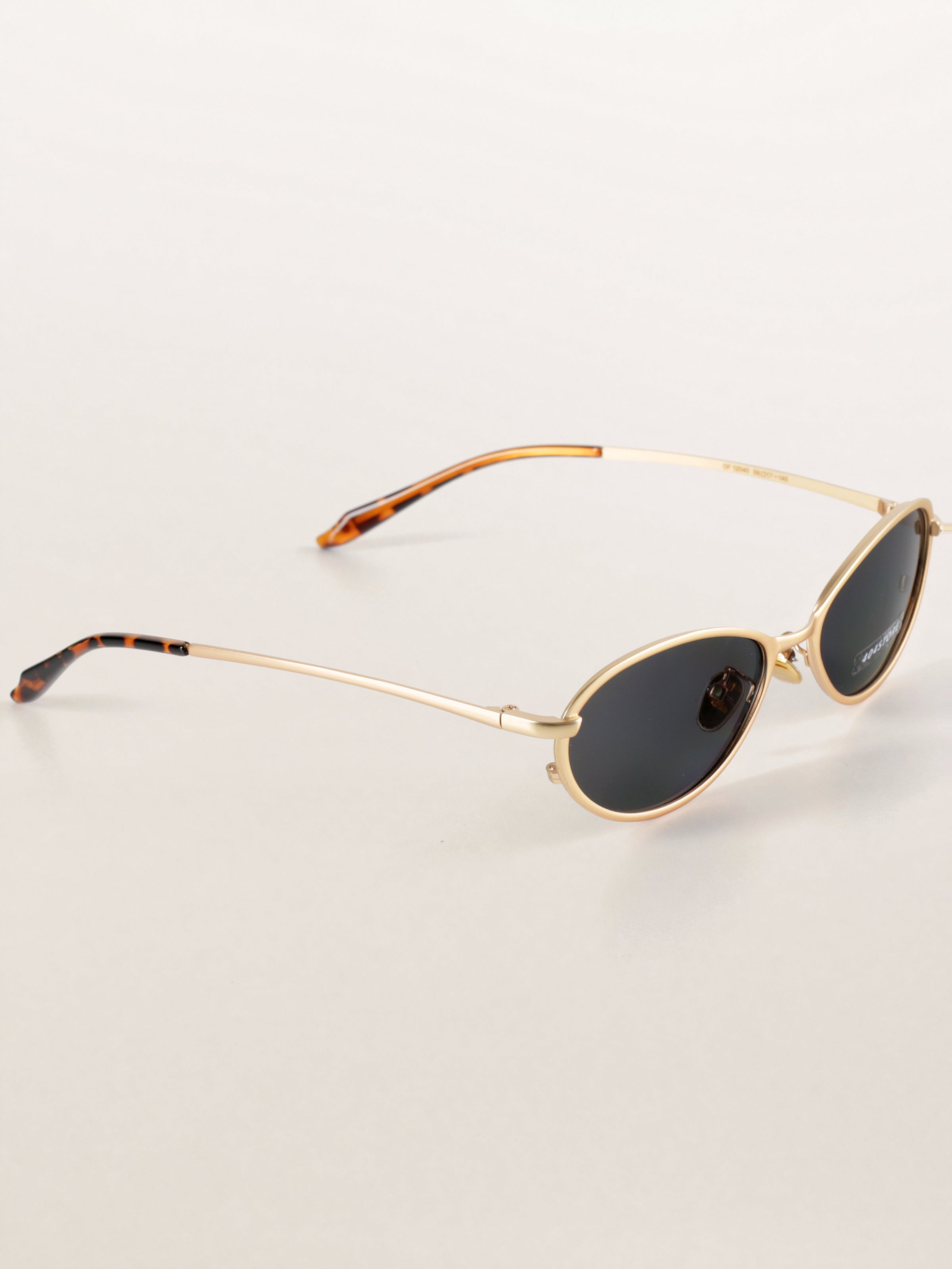 Cat-Eye Oval Metal Minimalist Sunglasses