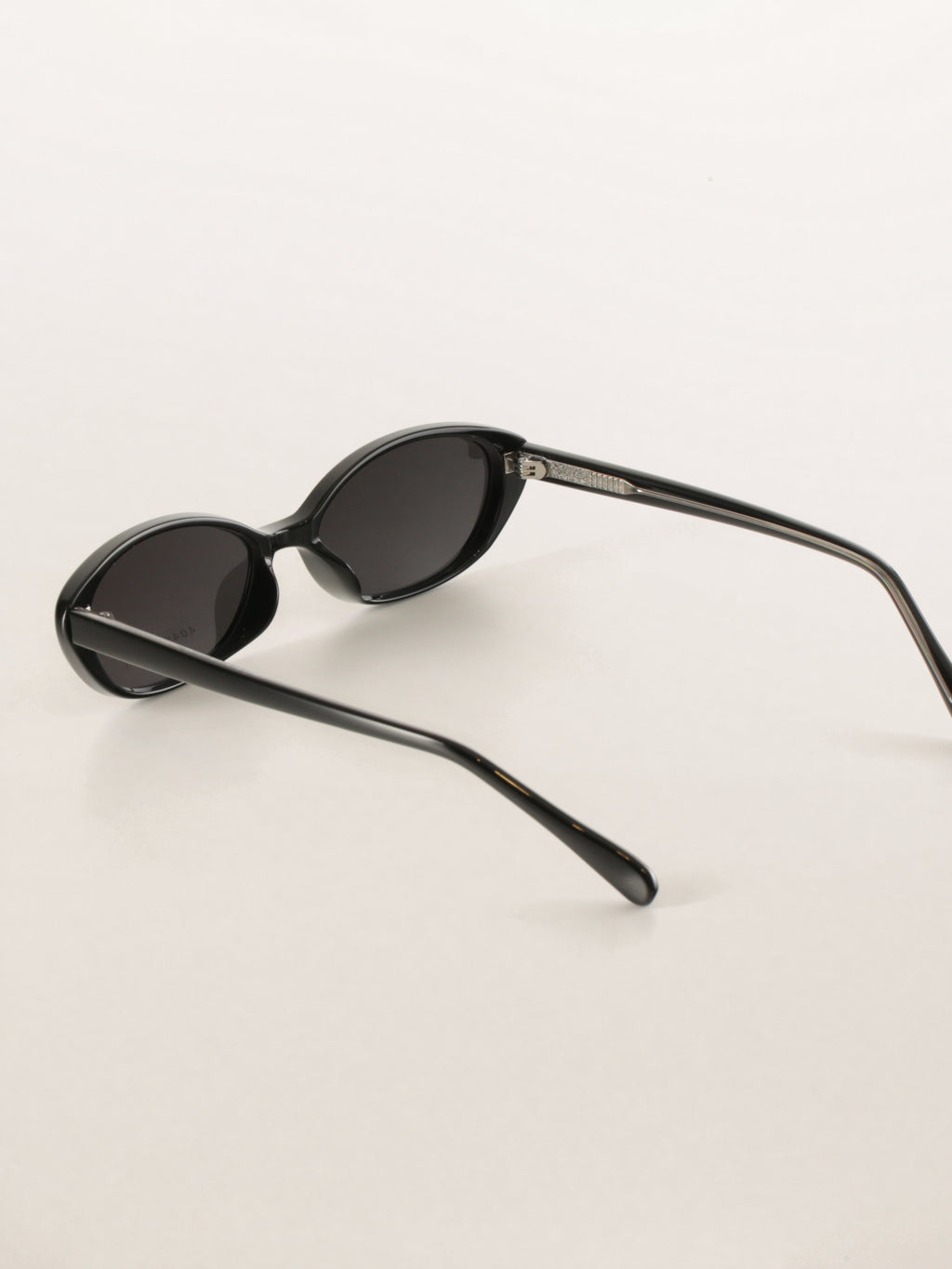 Slim Bayonetta Cat-Eye Polarized Sunglasses