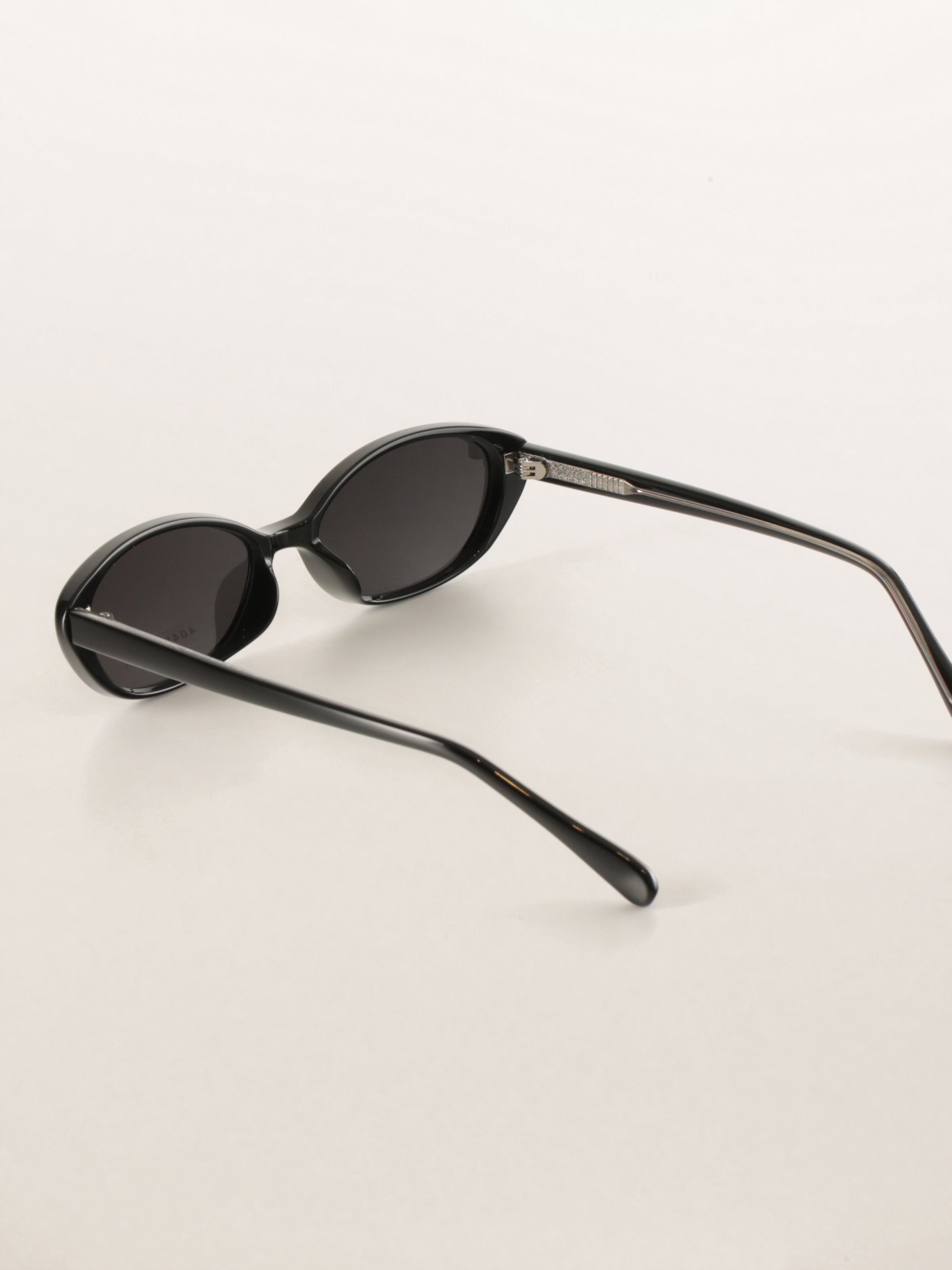 Slim Bayonetta Cat-Eye Polarized Sunglasses
