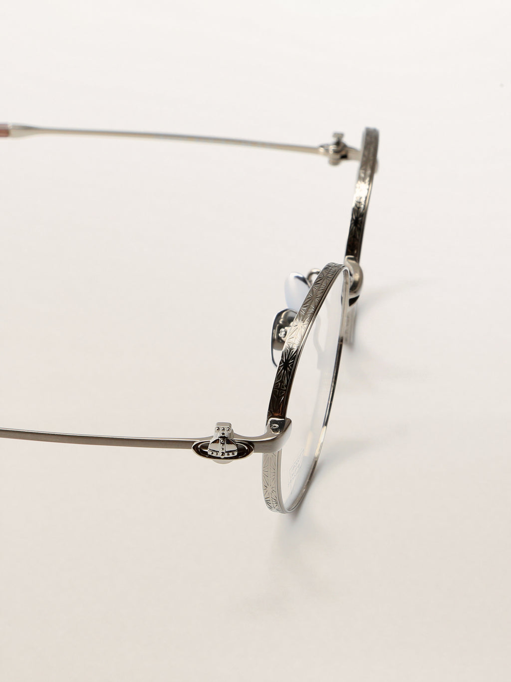 Ultra-Light Oval Titanium Optical Frames