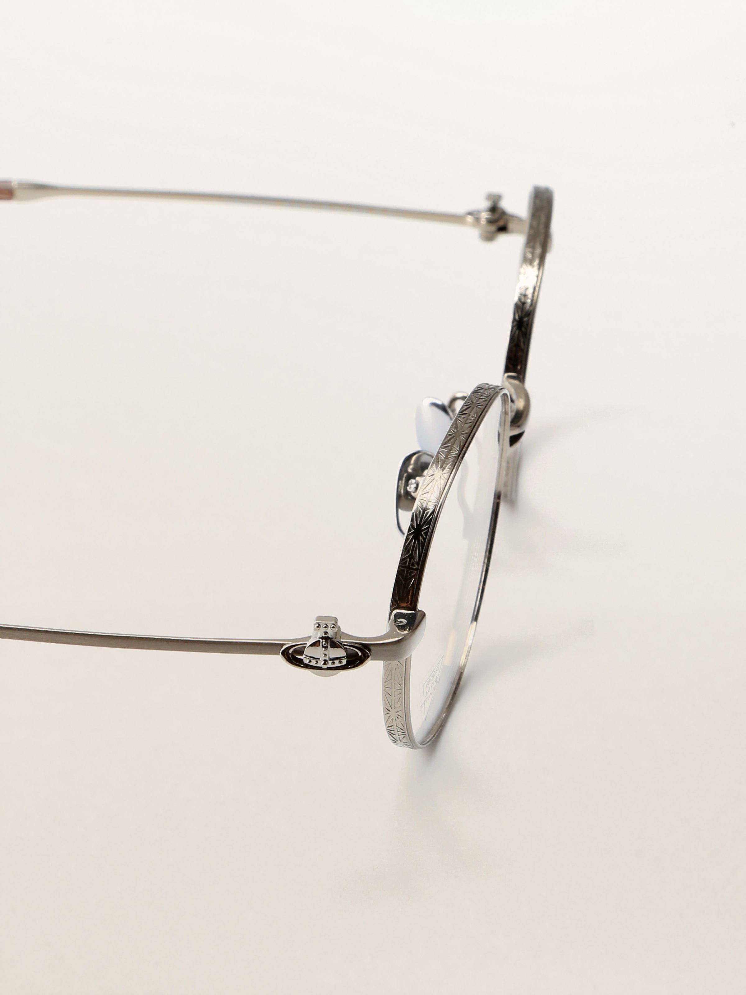 Ultra-Light Oval Titanium Optical Frames