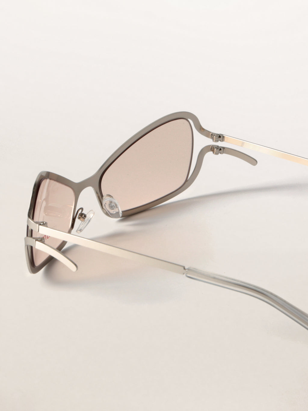 Alien-Core Wraparound Metal Sunglasses