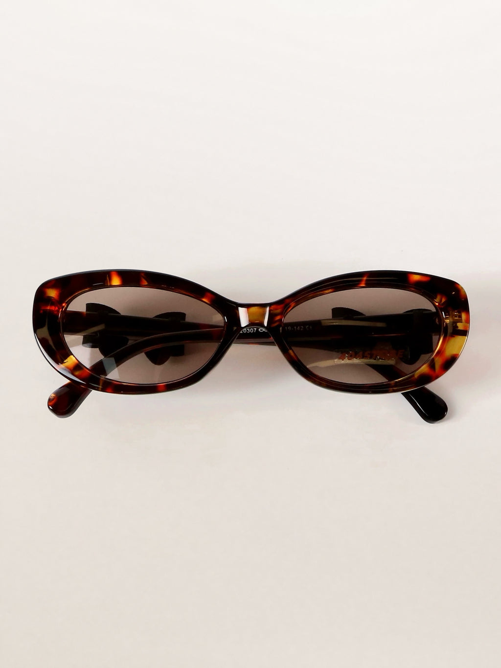 Cat-Eye Coquette Leather Bow Tie Acetate Sunglasses