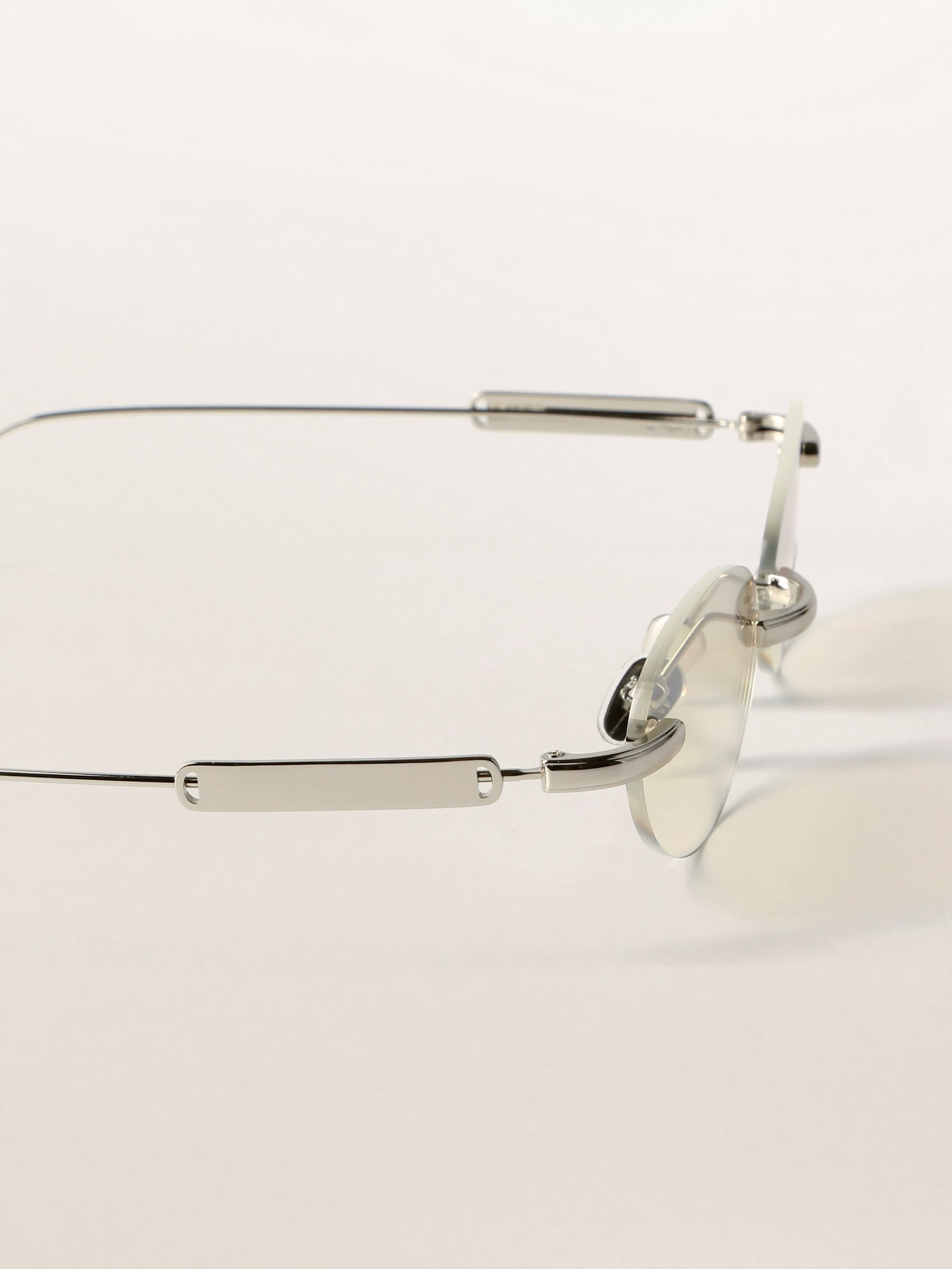 Slim Rimless Oval Metal Sunglasses