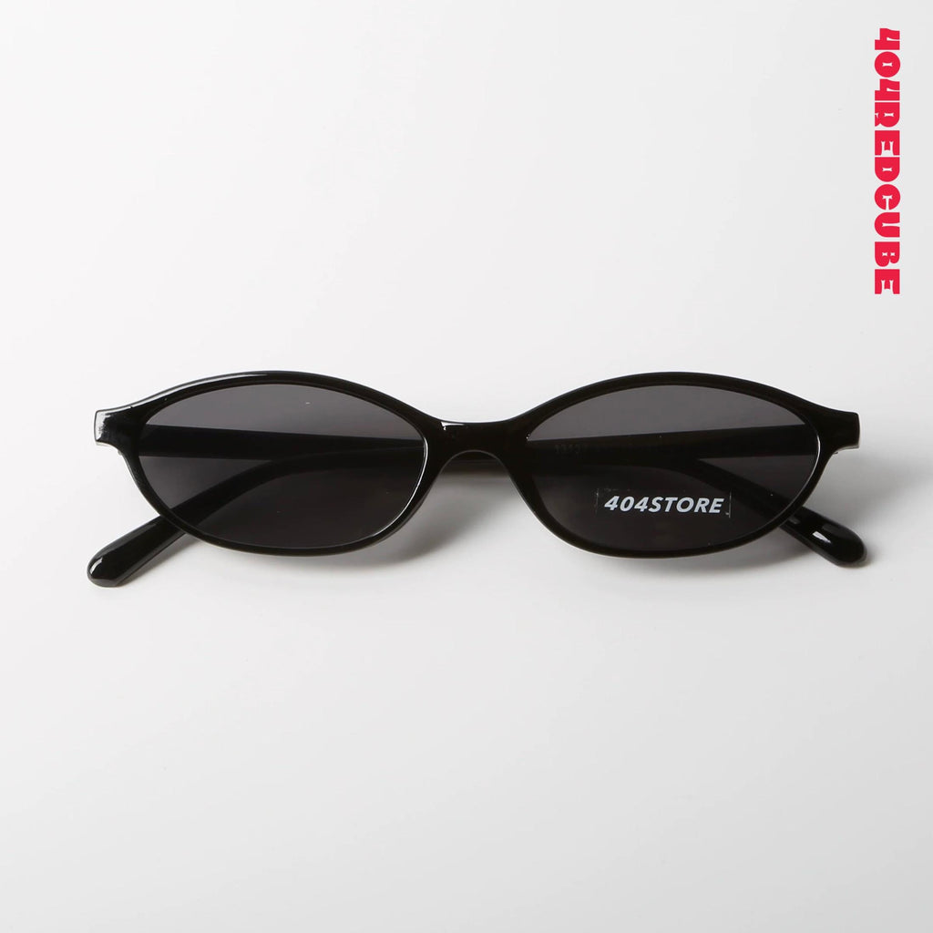 Oval Minimalist 90s Sunglasses