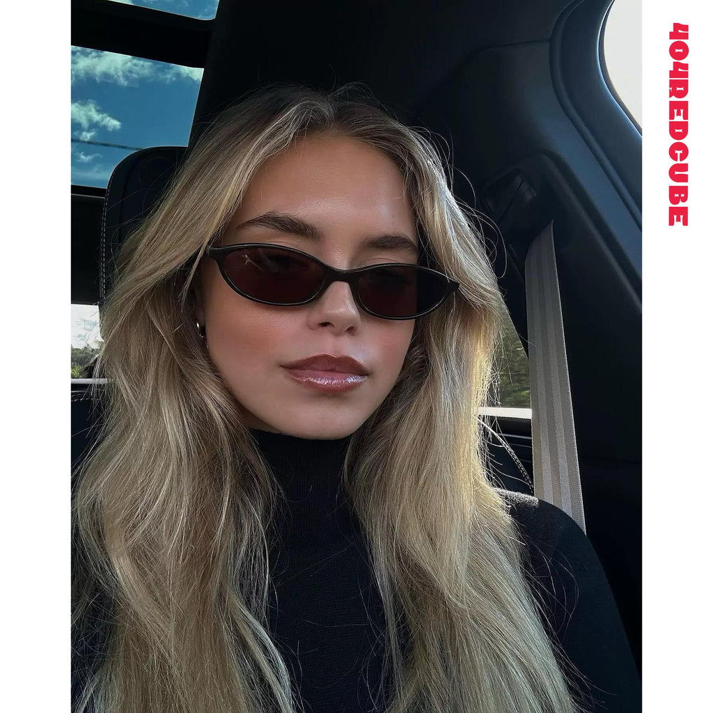 Oval Minimalist 90s Sunglasses
